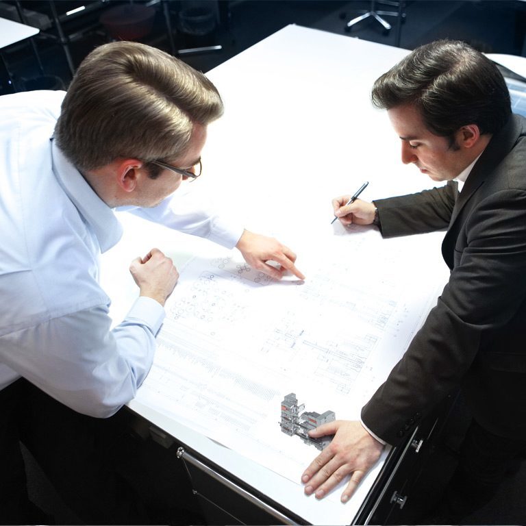 Planung mit Zeichnung und Bauteil